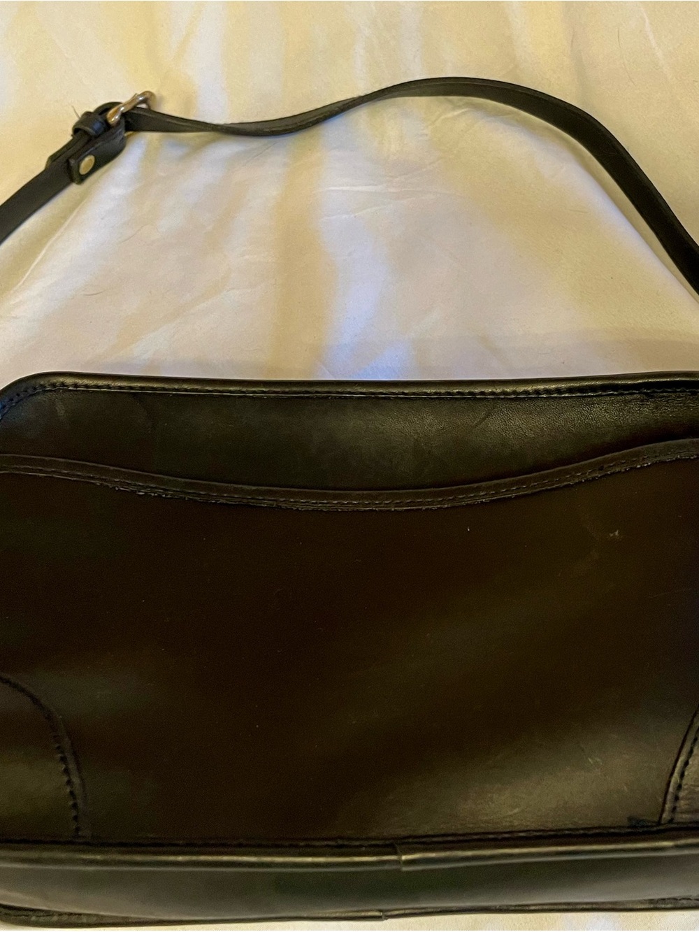 Vintage Hunt Club Black Leather Crossbody Handbag Purse - EXCEPTIONAL CONDITION